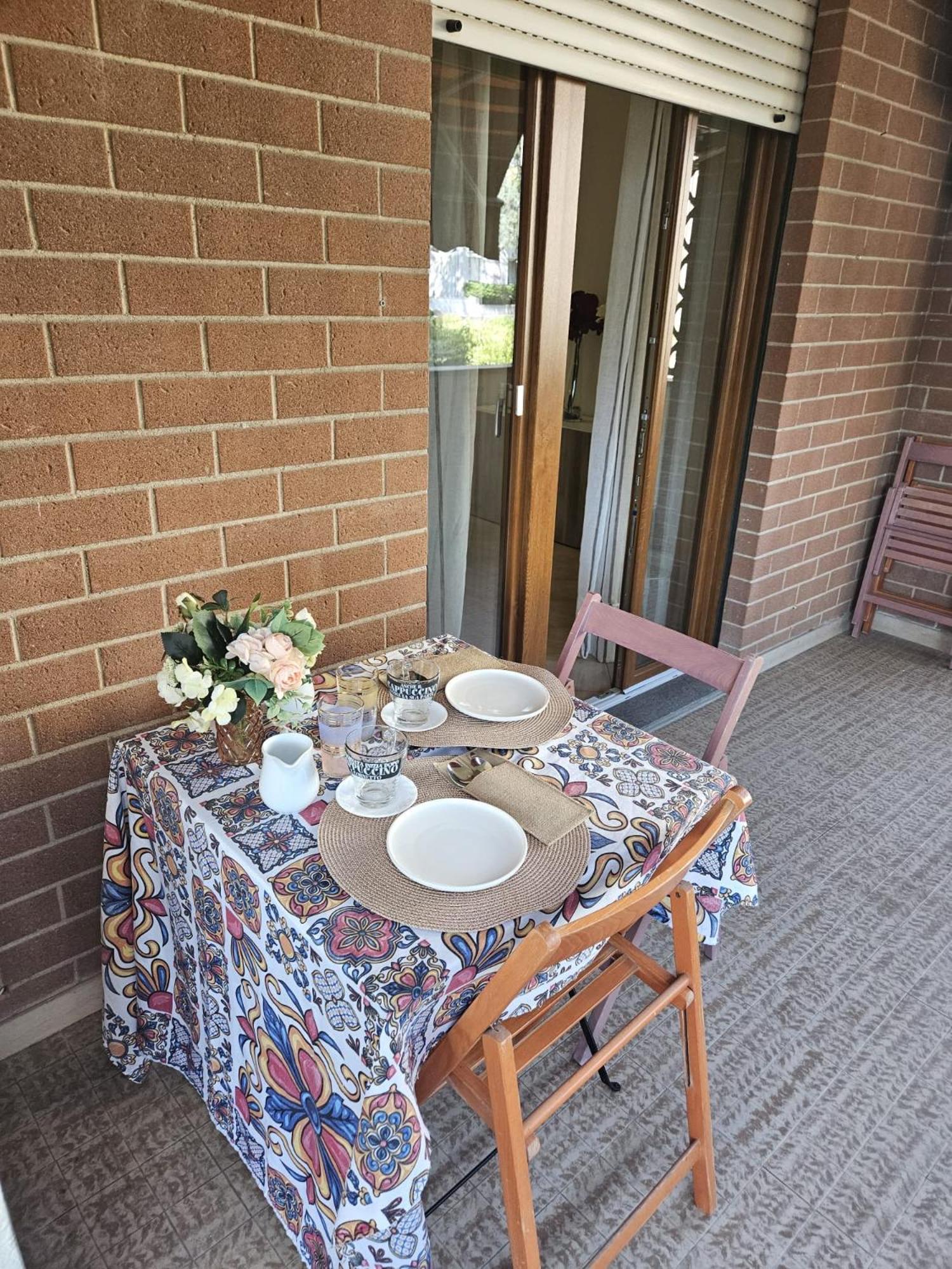 Bed And Breakfast Nikari Foligno Bagian luar foto